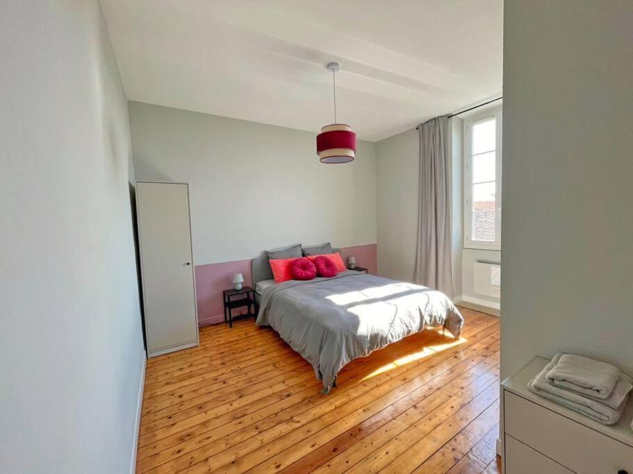 Claire - Bel Appartement T2 Lumineux Châteaurenard Esterno foto